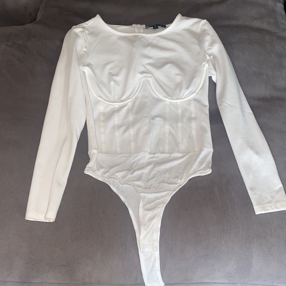 Dressed to Skill White Long Sleeve Underwire Bodysuit - Picture 3 of 3